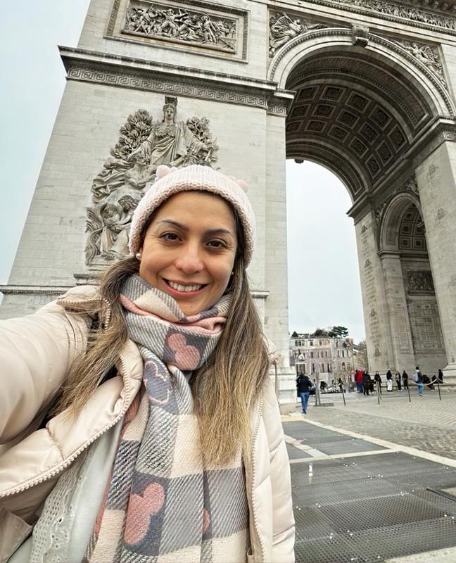 Selfie Arc De Triomphe Paris